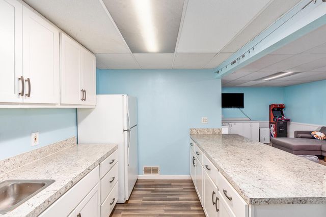 2576 Mapleview Street SE, Grand Rapids, MI 49508