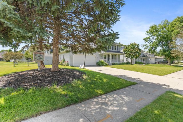 2576 Mapleview Street SE, Grand Rapids, MI 49508
