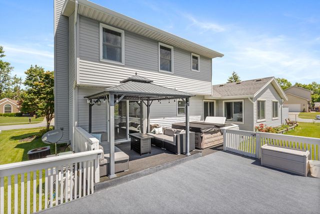 2576 Mapleview Street SE, Grand Rapids, MI 49508