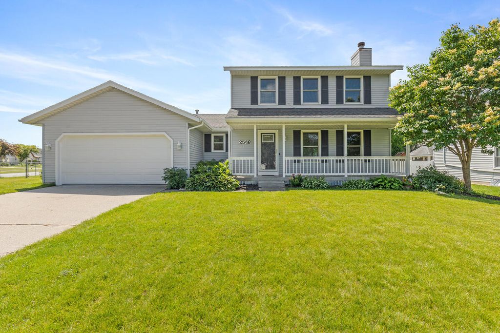 2576 Mapleview Street SE, Grand Rapids, MI 49508