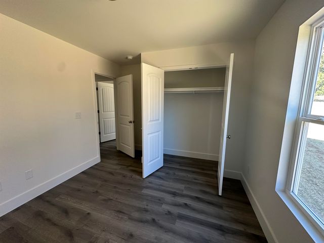 107 S Lee Street, Chesnee, SC 29323