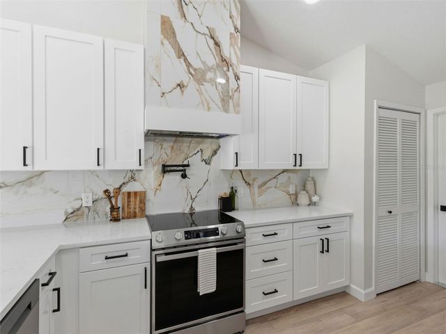 8452 YEARLING LANE, New Port Richey, FL 34653