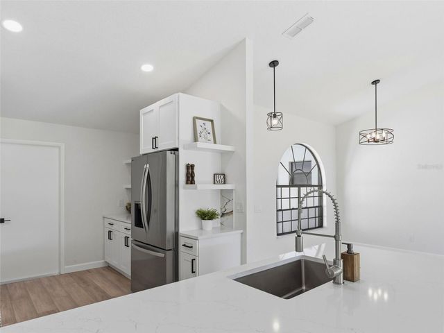 8452 YEARLING LANE, New Port Richey, FL 34653