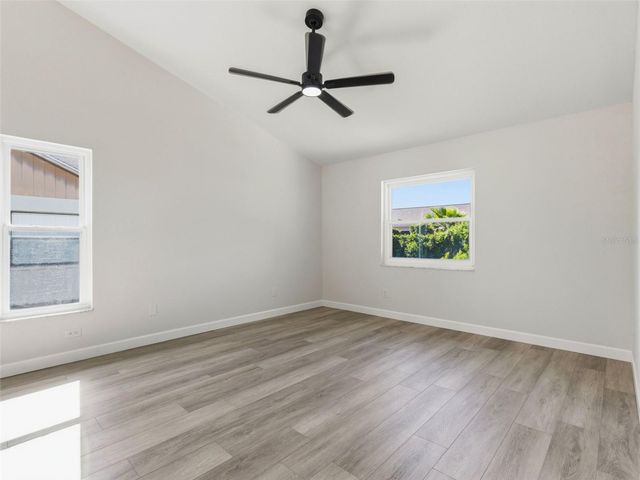 8452 YEARLING LANE, New Port Richey, FL 34653