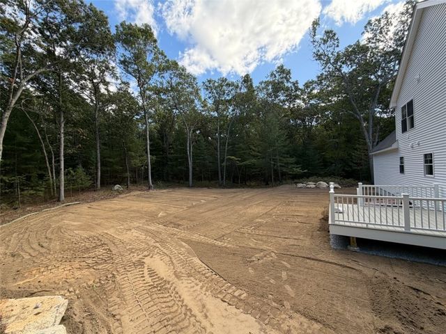 53 Elmgrove Avenue, Smithfield, RI 02917