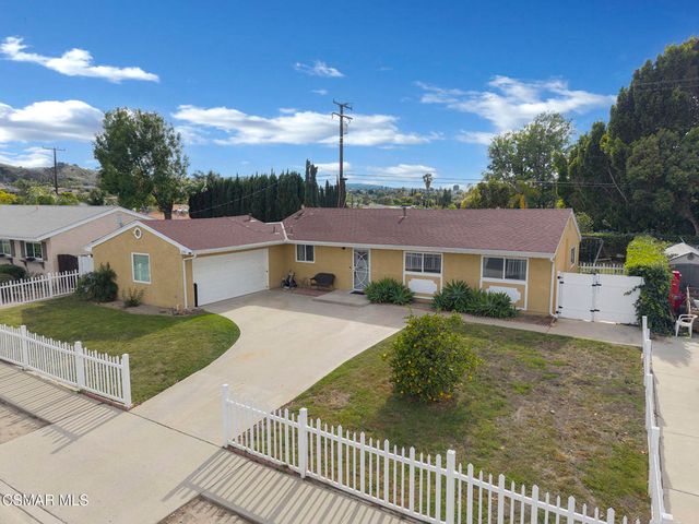 1091 Gibson Avenue, Simi Valley, CA 93065