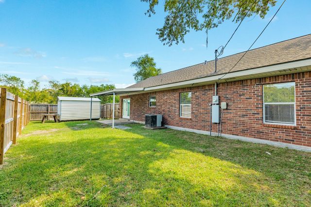231 Gaines Street, Brazoria, TX 77422