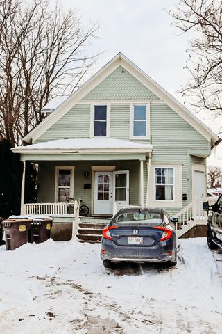 1258 S Galena Avenue, Freeport, IL 61032