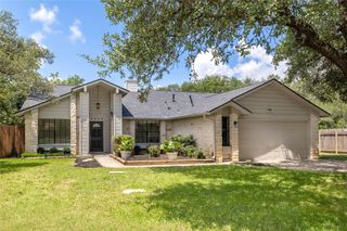 2502 W Messick LOOP, Round Rock, TX 78681