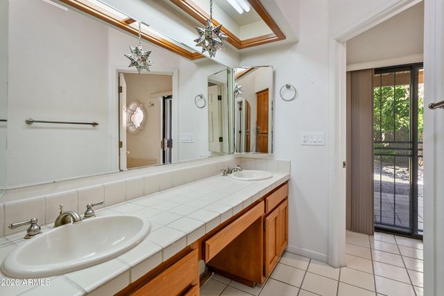 10863 N 10TH Place, Phoenix, AZ 85020