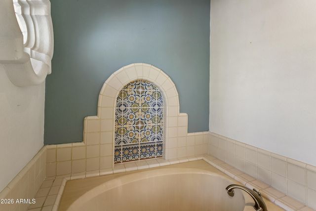 10863 N 10TH Place, Phoenix, AZ 85020