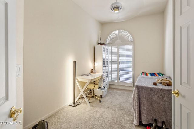 10863 N 10TH Place, Phoenix, AZ 85020
