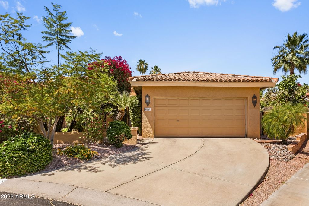 10863 N 10TH Place, Phoenix, AZ 85020