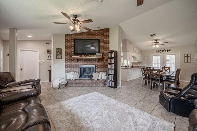 3410 TIMBERLAKE RD N, Lakeland, FL 33810