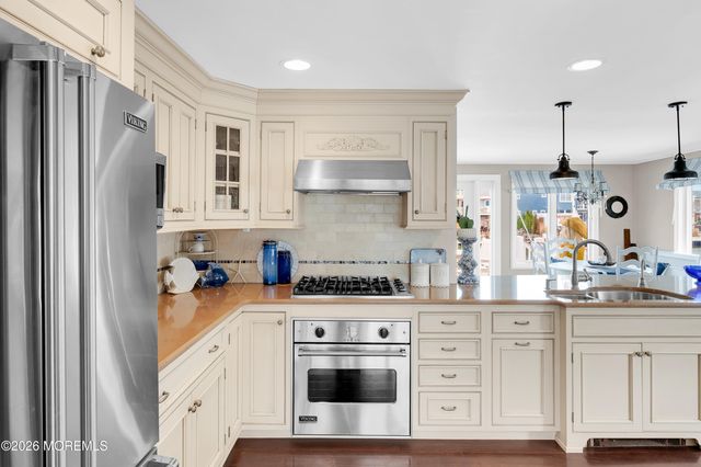 76 Jennie Drive, Manahawkin, NJ 08050