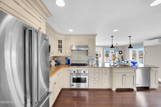 76 Jennie Drive, Manahawkin, NJ 08050