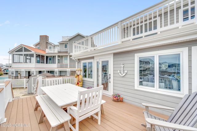 76 Jennie Drive, Manahawkin, NJ 08050
