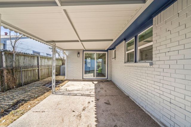 10807 Segrest Drive, Houston, TX 77047