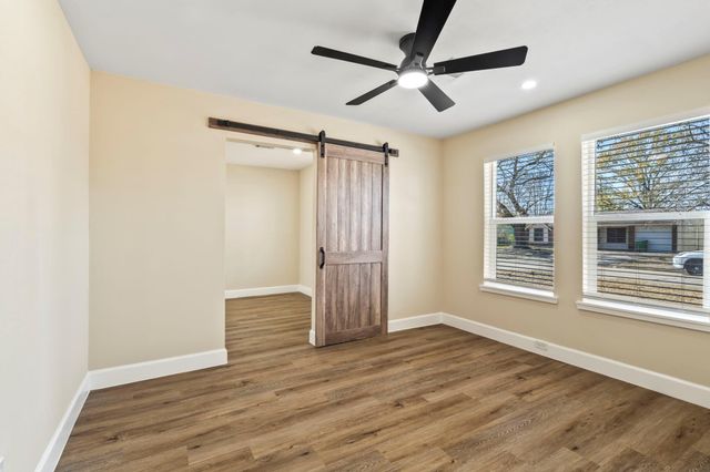 10807 Segrest Drive, Houston, TX 77047