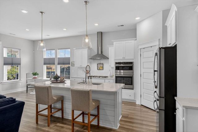188 Helena Park Drive, Summerville, SC 29486