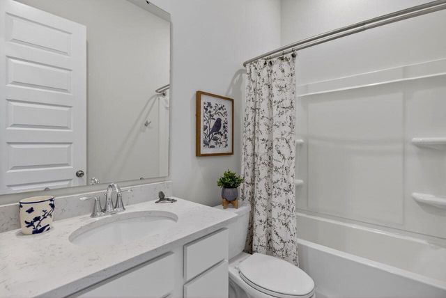 188 Helena Park Drive, Summerville, SC 29486