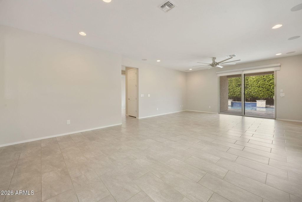 24752 N 96th Avenue, Peoria, AZ 85383 — photo 4