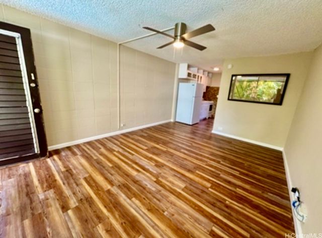 425 Ena Road 302B, Honolulu, HI 96815