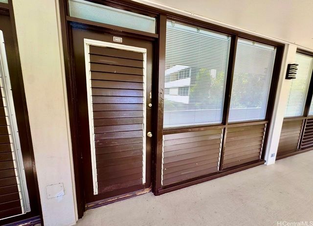 425 Ena Road 302B, Honolulu, HI 96815