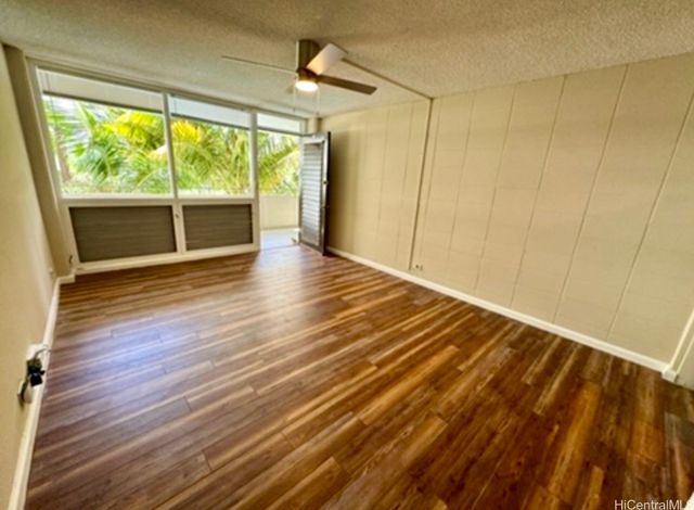 425 Ena Road 302B, Honolulu, HI 96815