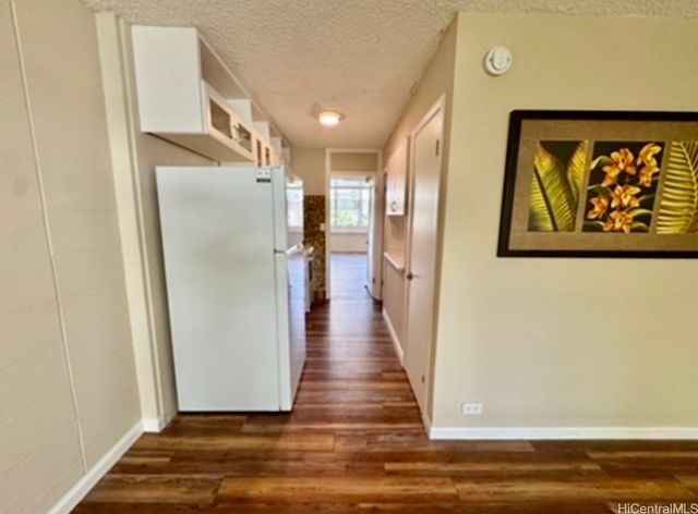 425 Ena Road 302B, Honolulu, HI 96815