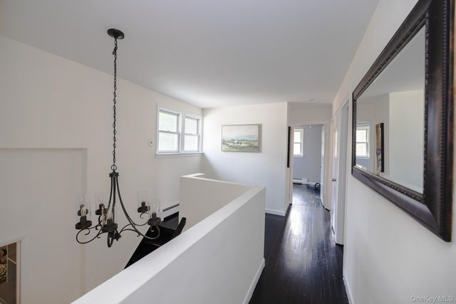 94 Kings Drive, Riverhead, NY 11901