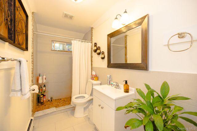 94 Kings Drive, Riverhead, NY 11901