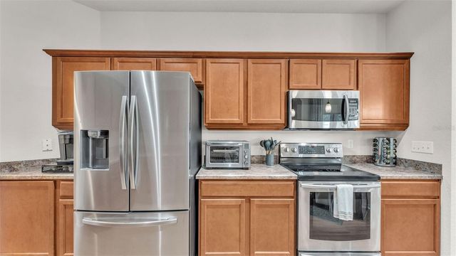 2932 BLACKWATER OAKS DRIVE, Mulberry, FL 33860