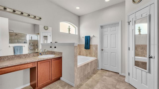 2932 BLACKWATER OAKS DRIVE, Mulberry, FL 33860