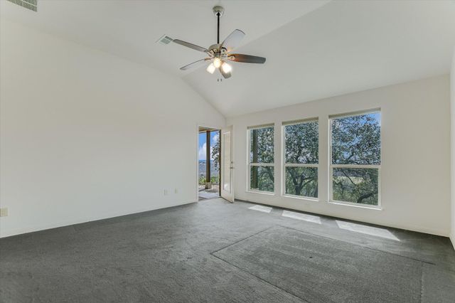 851 Stone Mountain DR, Marble Falls, TX 78654