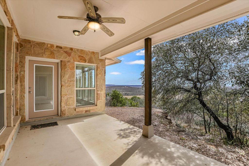 851 Stone Mountain DR, Marble Falls, TX 78654