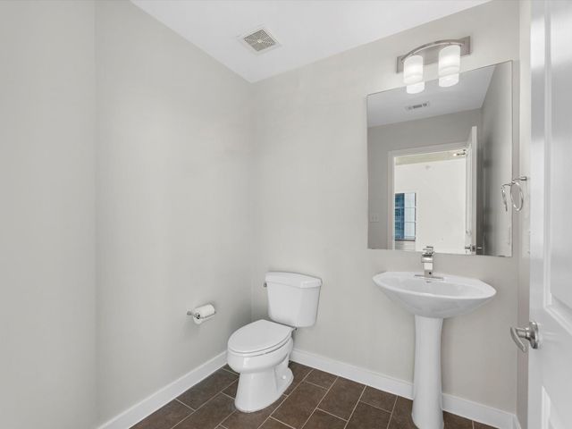 5925 Almeda Road 11702, Houston, TX 77004