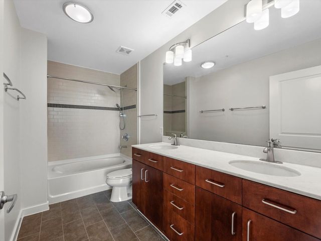 5925 Almeda Road 11702, Houston, TX 77004