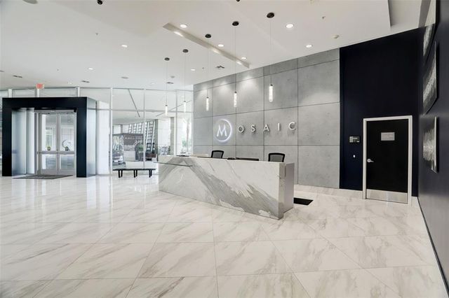 5925 Almeda Road 11702, Houston, TX 77004