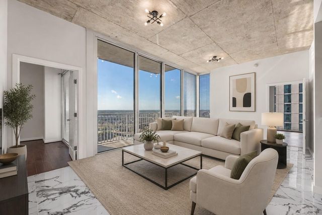 5925 Almeda Road 11702, Houston, TX 77004