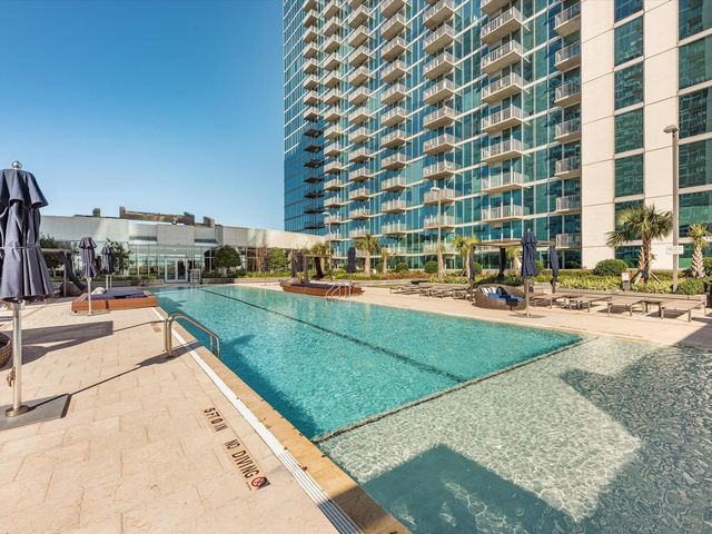 5925 Almeda Road 11702, Houston, TX 77004