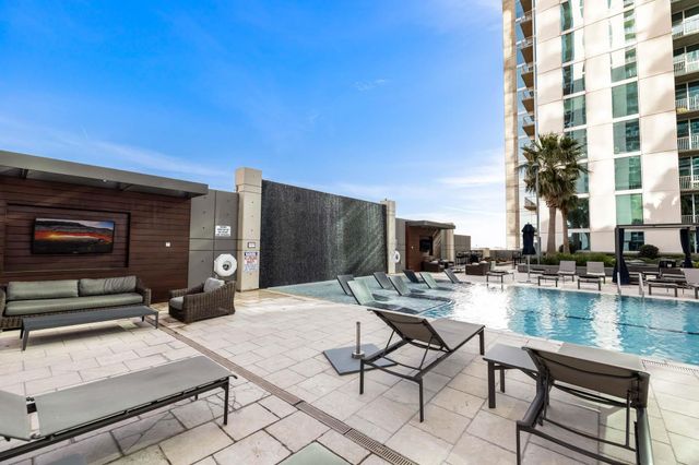 5925 Almeda Road 11702, Houston, TX 77004