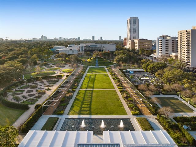 5925 Almeda Road 11702, Houston, TX 77004