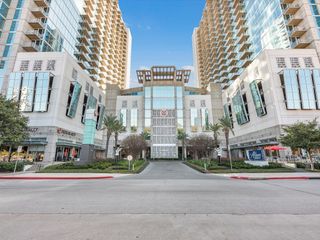 5925 Almeda Road 11702, Houston, TX 77004