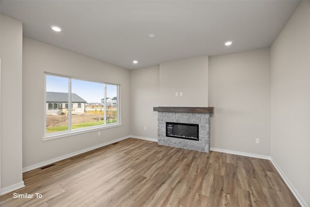 590 NW Atlas Lane, Waukee, IA 50263