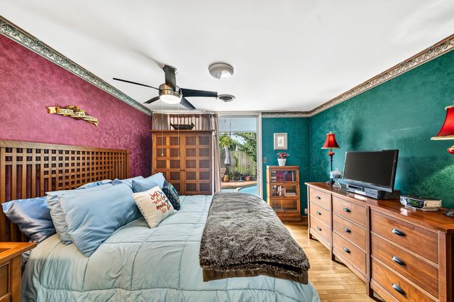 5327 Valkeith Drive, Houston, TX 77096