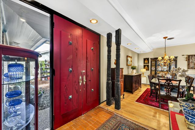 5327 Valkeith Drive, Houston, TX 77096
