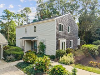4 Apple Mew 4, Sandwich, MA 02563