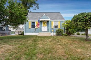 102 Vista Drive, East Haven, CT 06512