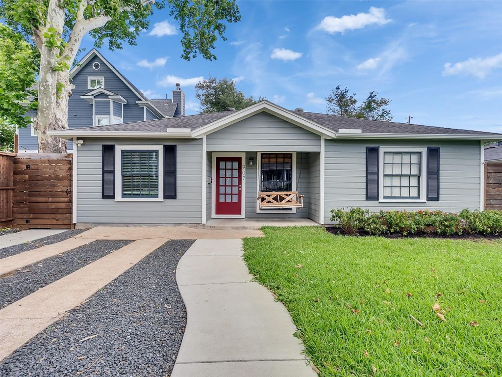 907 Aurora Street, Houston, TX 77009